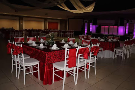 Salón De Eventos Puerta De Hierro (buscanos También Como Salón De Eventos Punta Cascada)